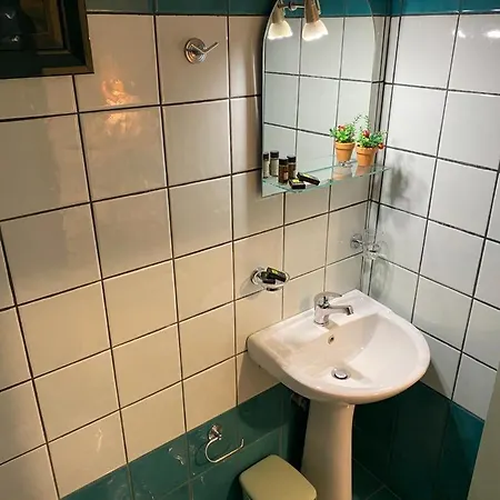 Golden Star 公寓式酒店 奈德里