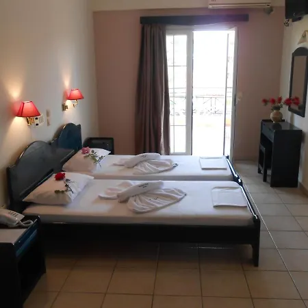 Golden Star Aparthotel