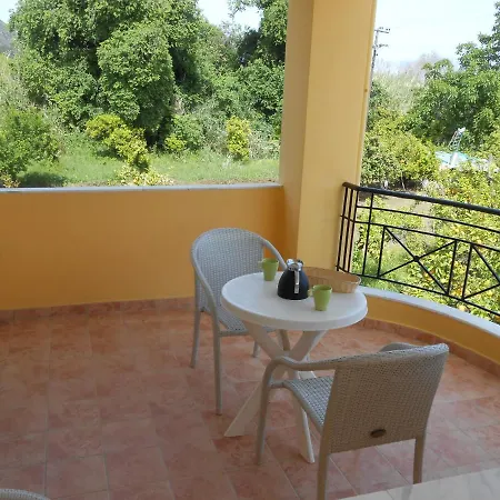 Apartmanhotel Golden Star Nidrí