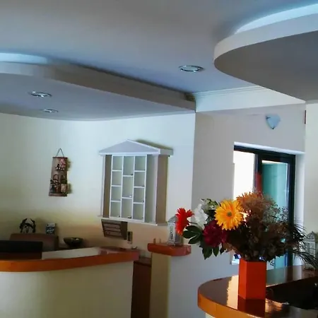 Golden Star Apartmanhotel Nidrí