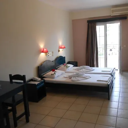 Golden Star 4* نيدري